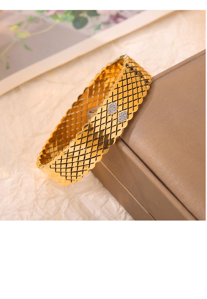 Personalized Niche Design Titanium Steel Gold Plated Diamond Geometric Bracelet