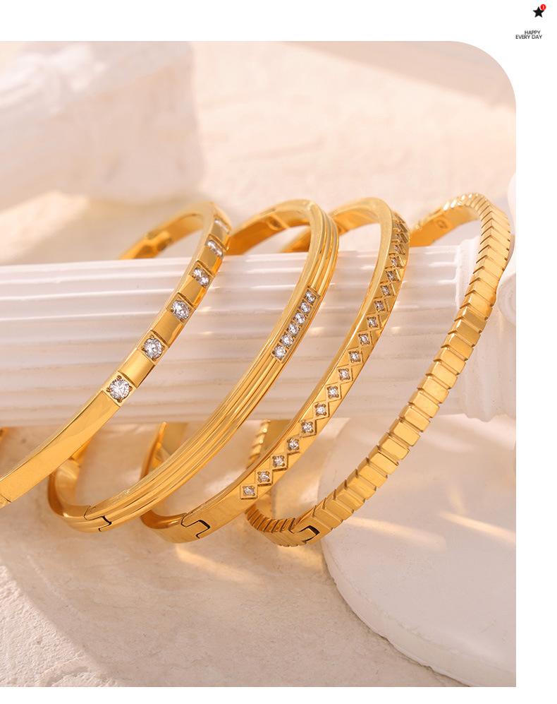 Simple Personalized Design Titanium Steel Gold Plated Diamond Niche Bracelet