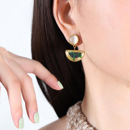 Fashion Elegant Color-free Earrings Natural Resin Cat&