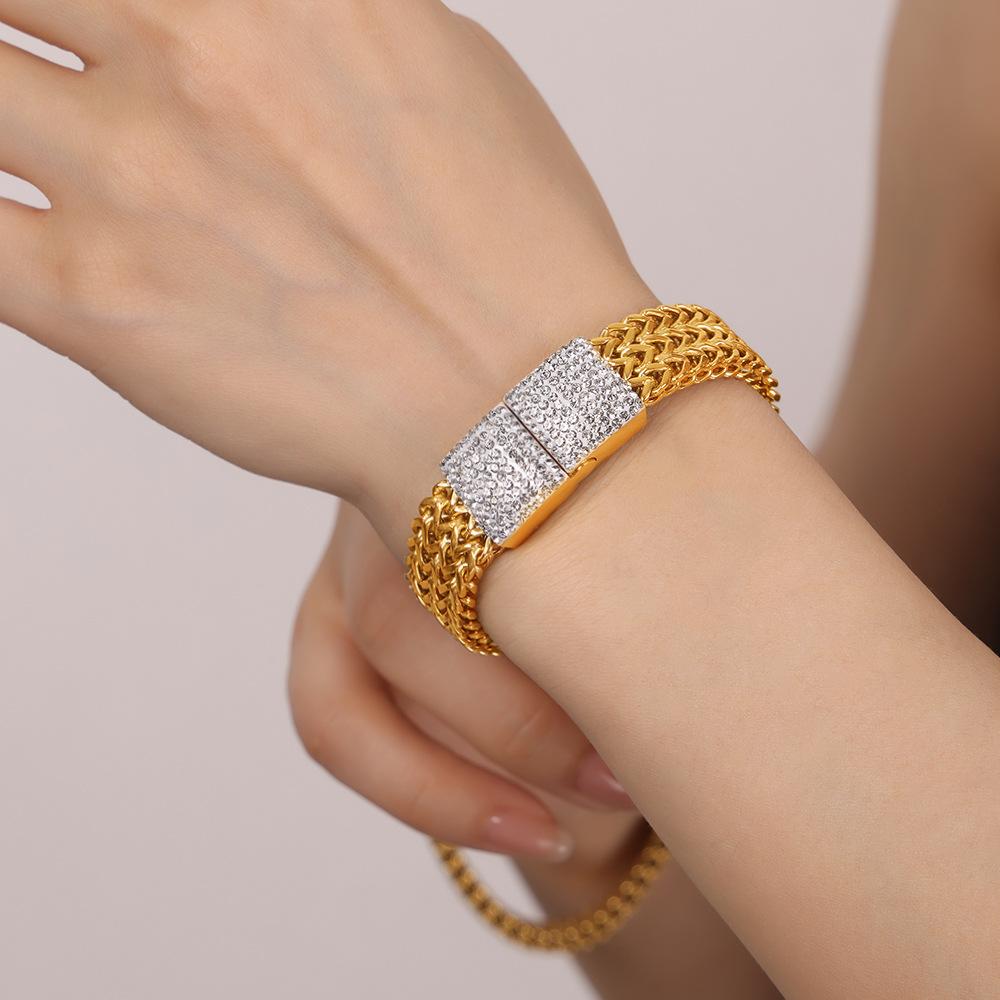 Fashion Wide Titanium Steel Gold Plated Diamond Watch Chain