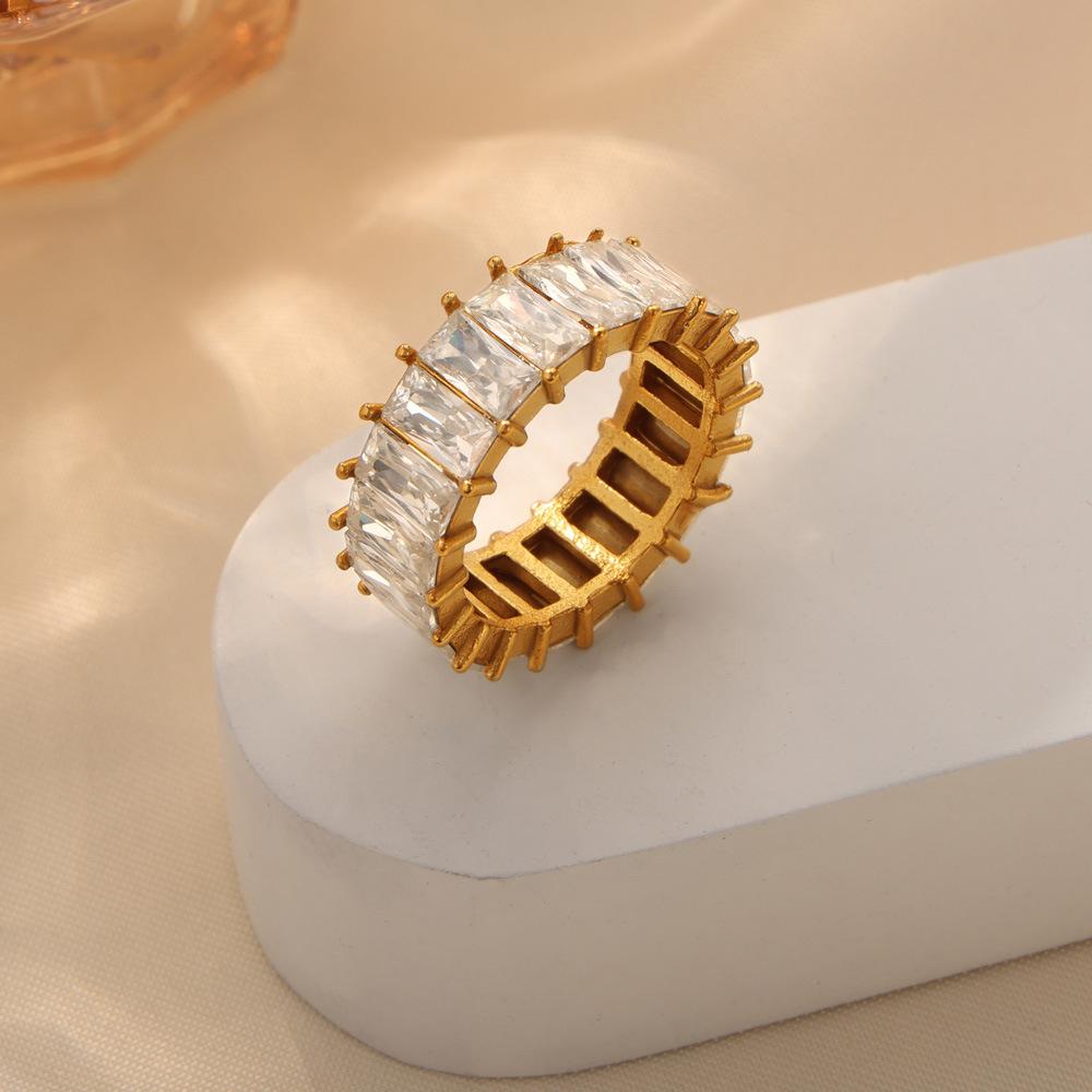 Light Luxury Fashion Personalized Titanium Steel Gold Plated Zircon Design Ring