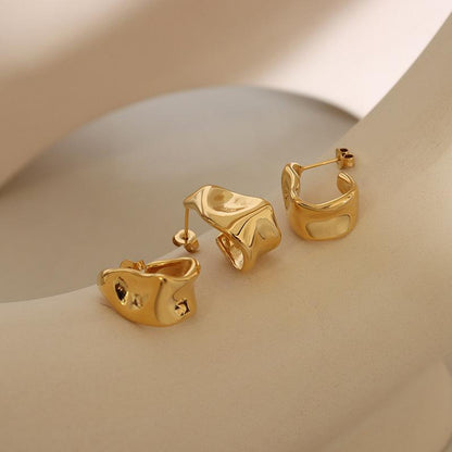 Irregular C- Shaped Geometric Earrings Titanium Steel Gold-plated Stud Earrings