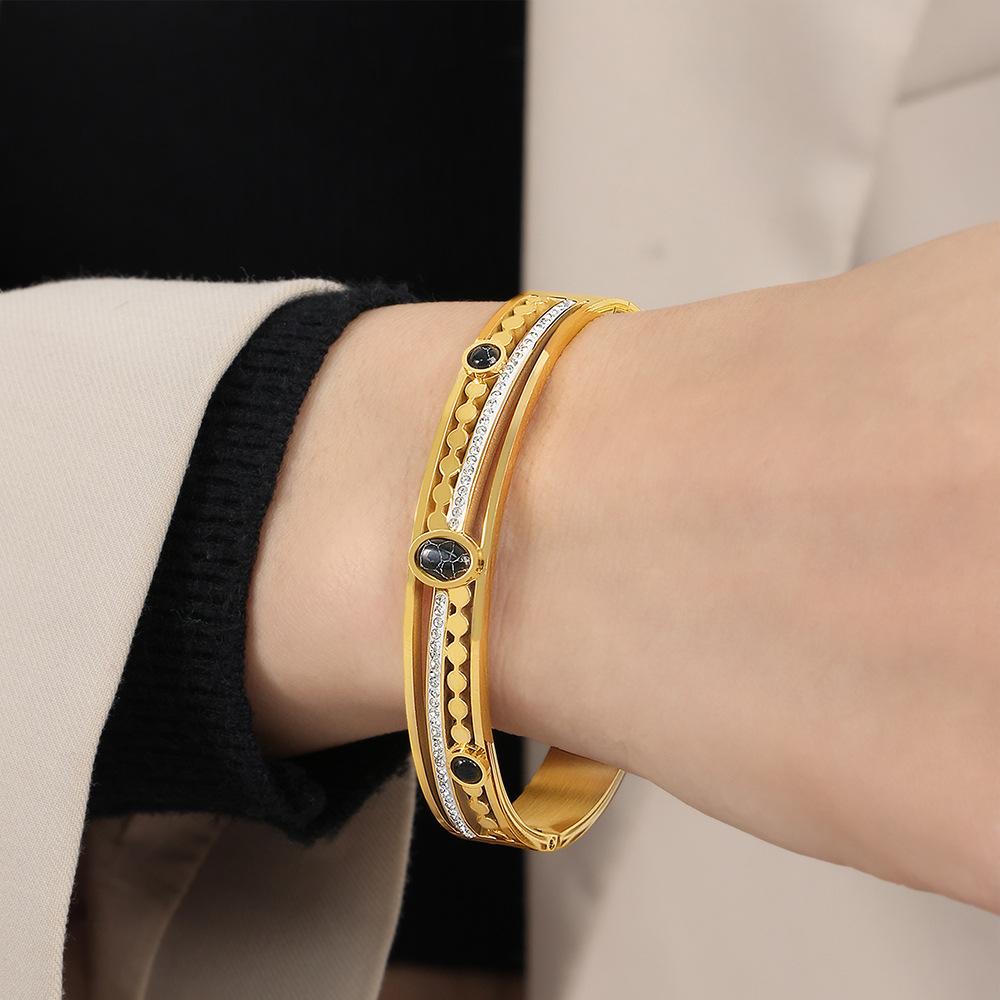 Palace Style Fashion Personality Hollow Titanium Steel Gold Plated Diamond Inlaid Turquoise Bracelet