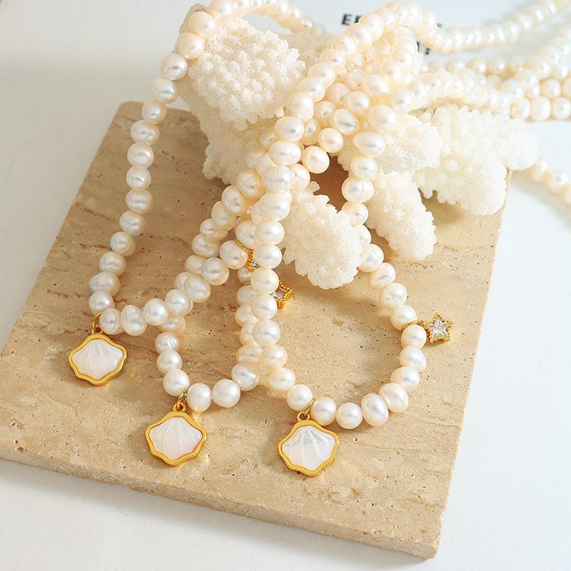 Freshwater Shell With Freshwater Pearl Necklace Multi-material Stitching Zircon Star Necklace