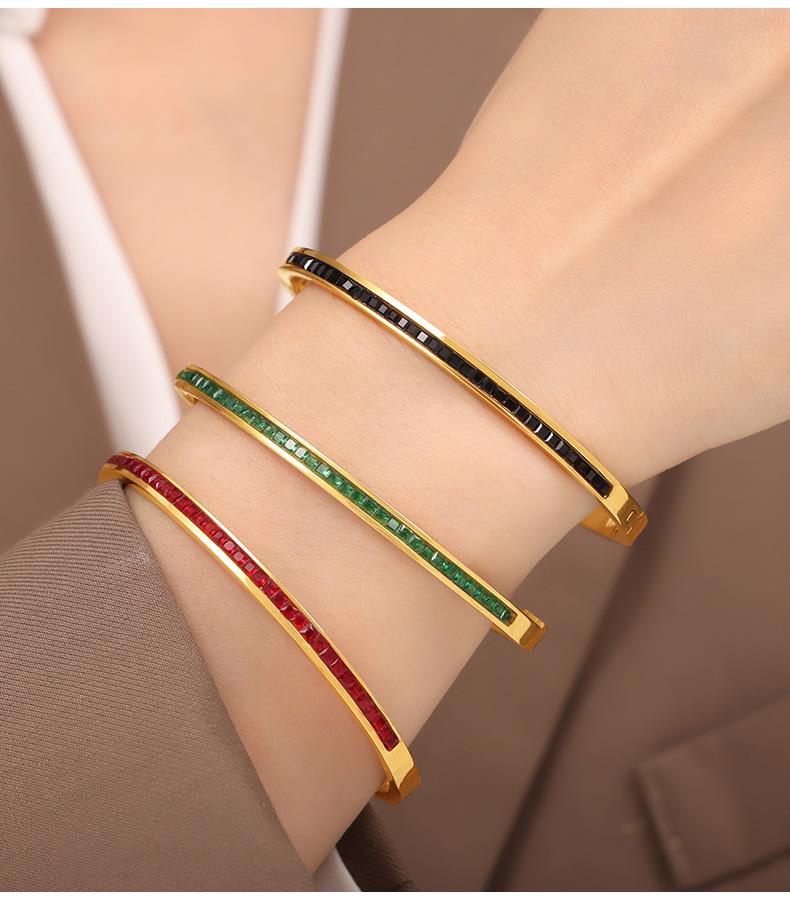 Simple Personalized Design Titanium Steel Gold Plated Diamond Niche Bracelet