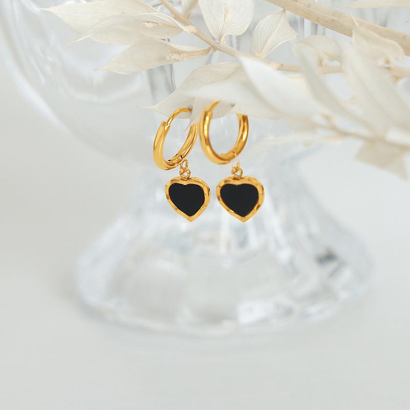 High-grade Light Luxury Personalized Black Drop Glaze Peach Heart Titanium Steel Gold Plated Earrings