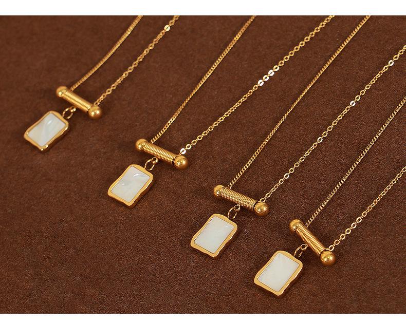 All-match Titanium Steel Plated 18K Gold Sugar Inlaid White Shell Pendant Necklace