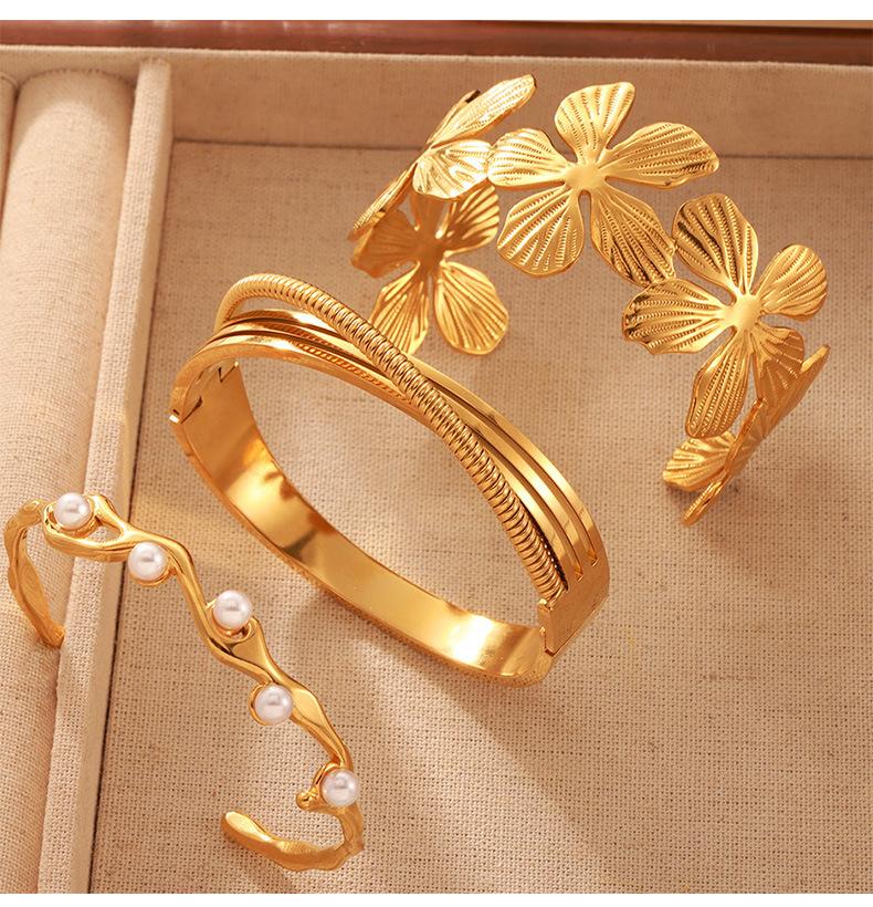 Niche Texture Design Sense Bracelet 18K Gold-plated Without Fading Light Luxury Temperament