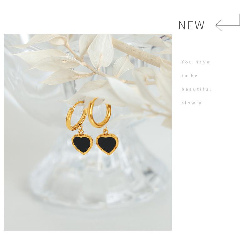 High-grade Light Luxury Personalized Black Drop Glaze Peach Heart Titanium Steel Gold Plated Earrings