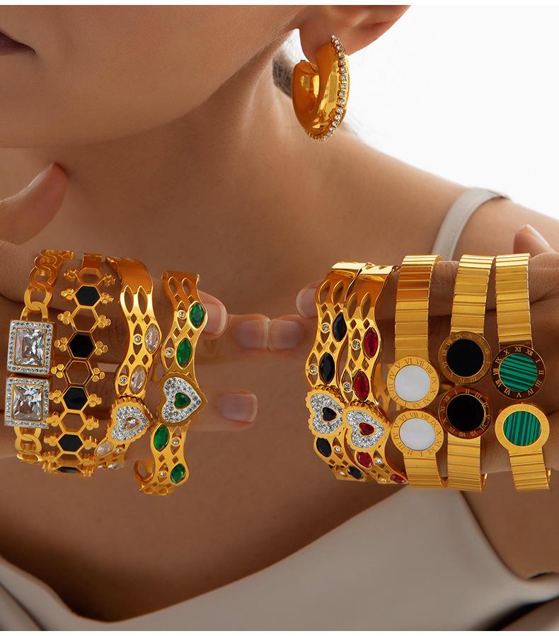 Simple Personality Niche Geometric Hollow Jewelry Texture Design Diamond Gold-plated Bracelet