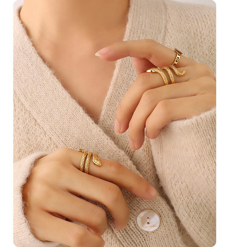 Snake-shaped Ring Women&