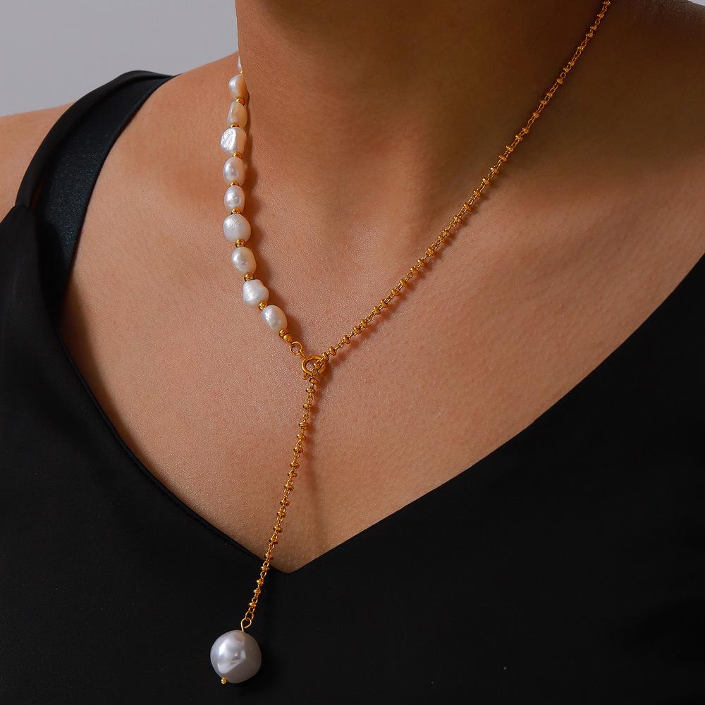 French Elegant Temperament Gentle Jewelry Freshwater Pearl Pendant Titanium Steel Necklace Pull Buckle Design Clavicle Chain