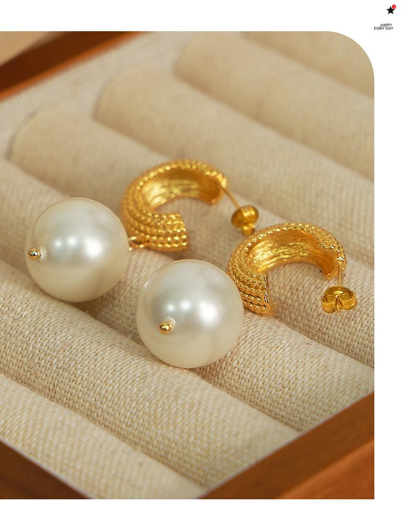 Light Luxury Personalized Retro Titanium Steel Gold Plated Imitation Pearl Pendant Earrings