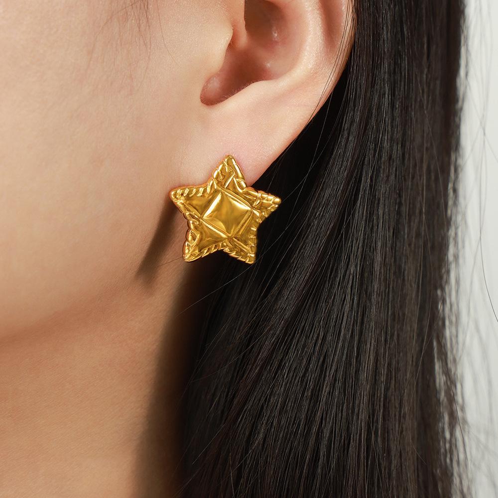 Star Texture Earrings Elegant Light Luxury Titanium Steel Plated 18K Gold Color-free Earrings