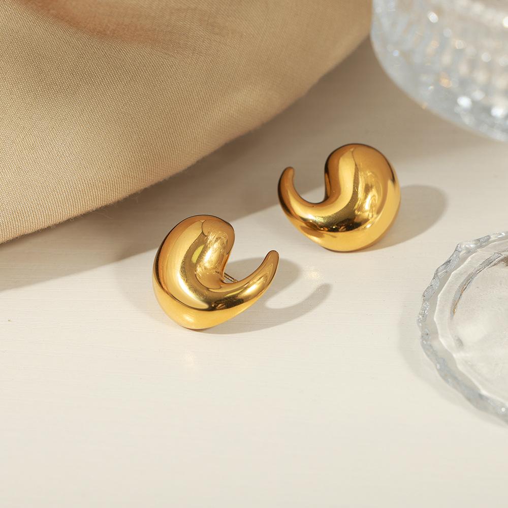 Gosy Geometric Shaped Water Drop Earrings