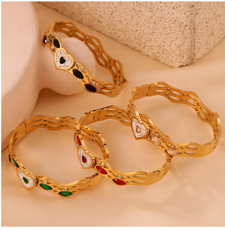 Simple Personality Niche Geometric Hollow Jewelry Texture Design Diamond Gold-plated Bracelet