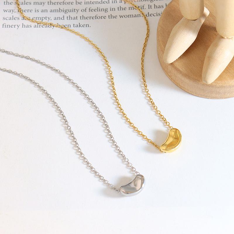 Lucky Gold Bean Collarbone Necklace Titanium Steel Plated With Three-layer Real Gold