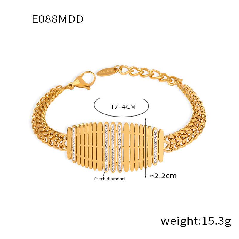 Zircon Fence Wide Necklace Fashion Exaggerated Niche Design All-match Collarbone Chain Bracelet Set