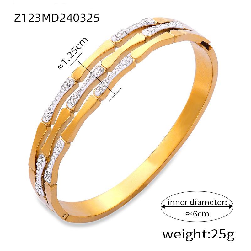 British Style Retro Niche Personality Geometric Jewelry Inlaid With Colored Diamond Design Sense Titanium Steel Plated 18K Gold Bracelet