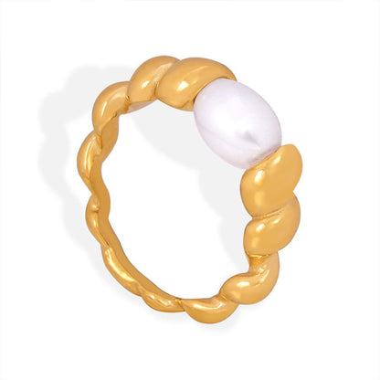 Fashion Retro Gorgeous Titanium Steel Plated 18K Gold Freshwater Pearl Ring