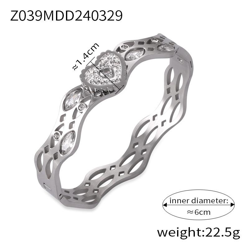 Simple Personality Niche Geometric Hollow Jewelry Texture Design Diamond Gold-plated Bracelet