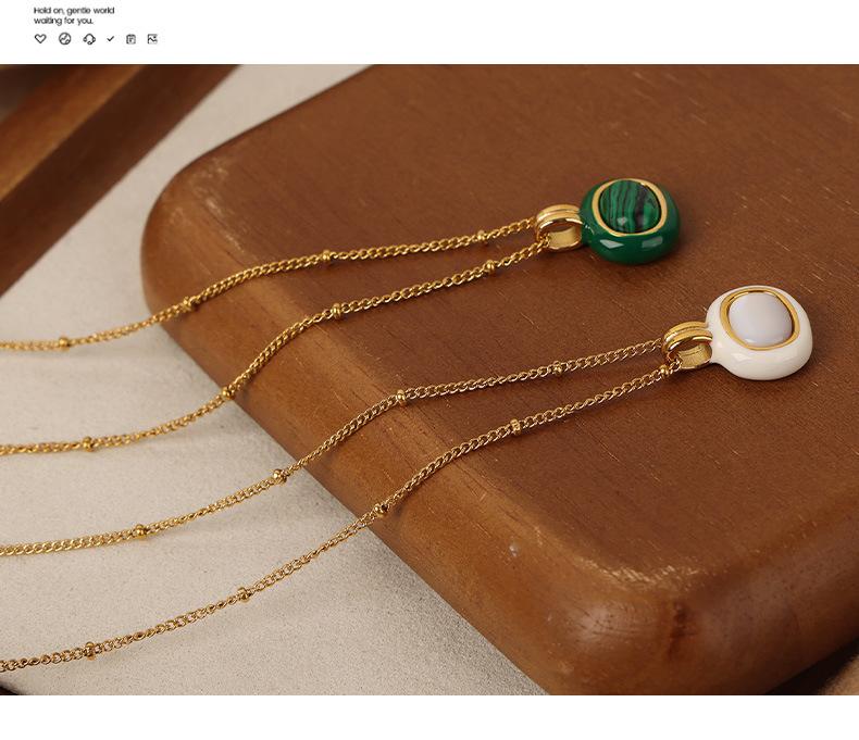 Vintage Personalized Titanium Steel Gold Plated Glazed White Shell Malachite Pendant Necklace